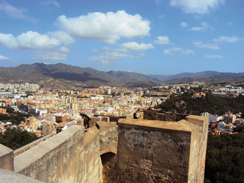 Vue depuis les remparts du Gibralfaro de Malaga (Andalousie-Espagne) Vue depuis les remparts du Gibralfaro de Malaga (Andalousie-Espagne)