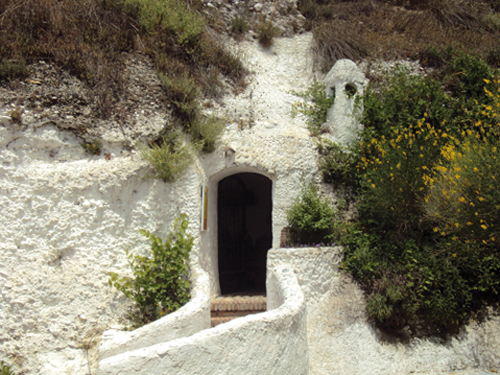 Cuevas dans le Sacromonte de Grenade (Andalousie-Espagne) Cuevas dans le Sacromonte de Grenade (Andalousie-Espagne)