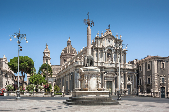 La piazza del Duomo à Catane