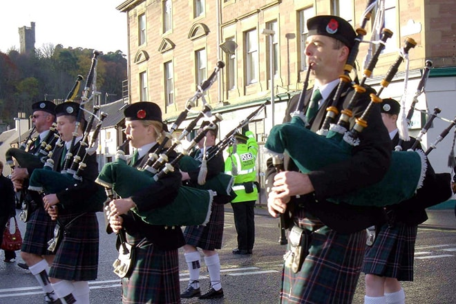 Ecosse-hors-sentiers-battus_Ecosse-kilt-cornemuse - voyager en Ecosse