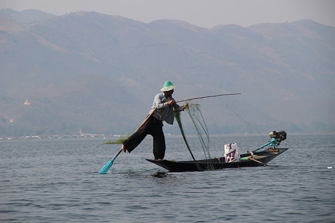 Pecheur lac Inle Birmanie