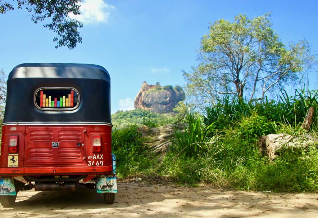 tuk tuk sri lanka sigiriya