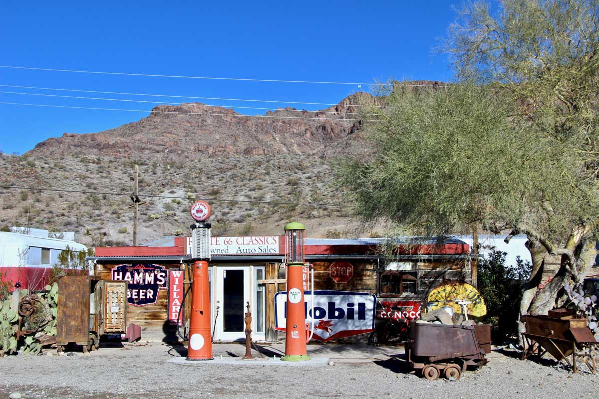station essence Oatman route 66 station essence Oatman route 66