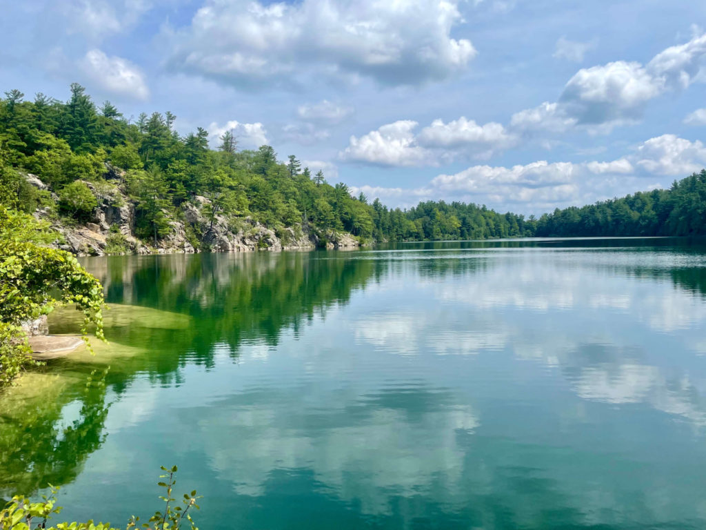 lac pink parc gatnieau