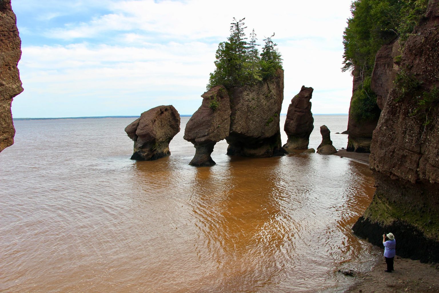 Découverte de Hopewell Rocks dans la baie de Fundy - Planete3w